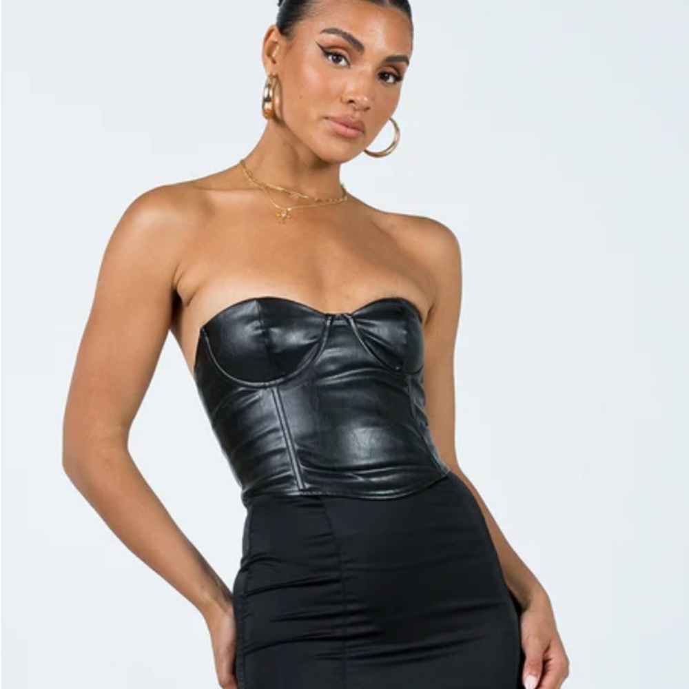 Princess Polly Beretta PU Top Black